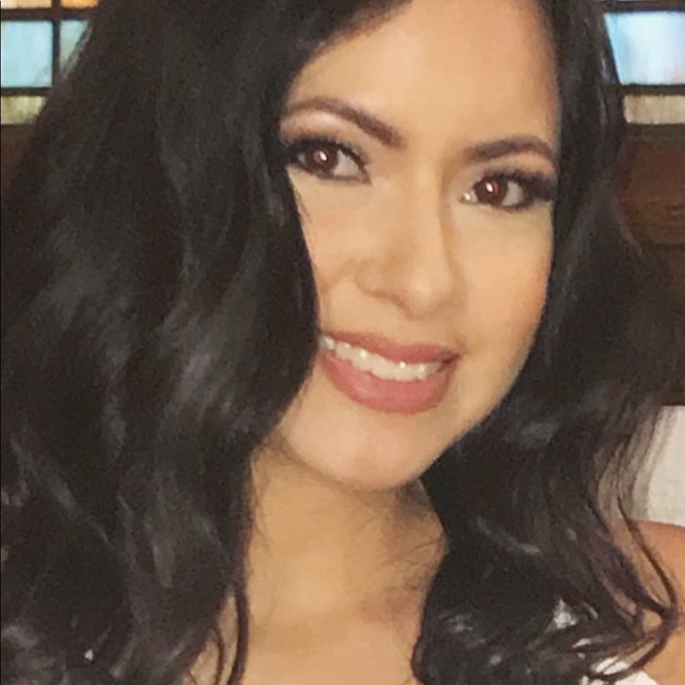 Meet your Posher, Yaritza